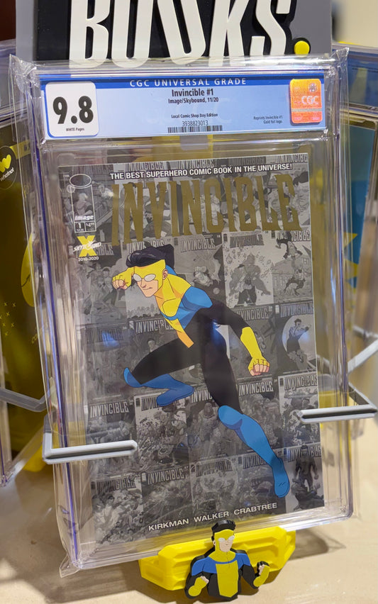 Invincible #1 Local Comic Shop Day Edition CGC 9.8 (Gold Foil Logo, Image Skybound)